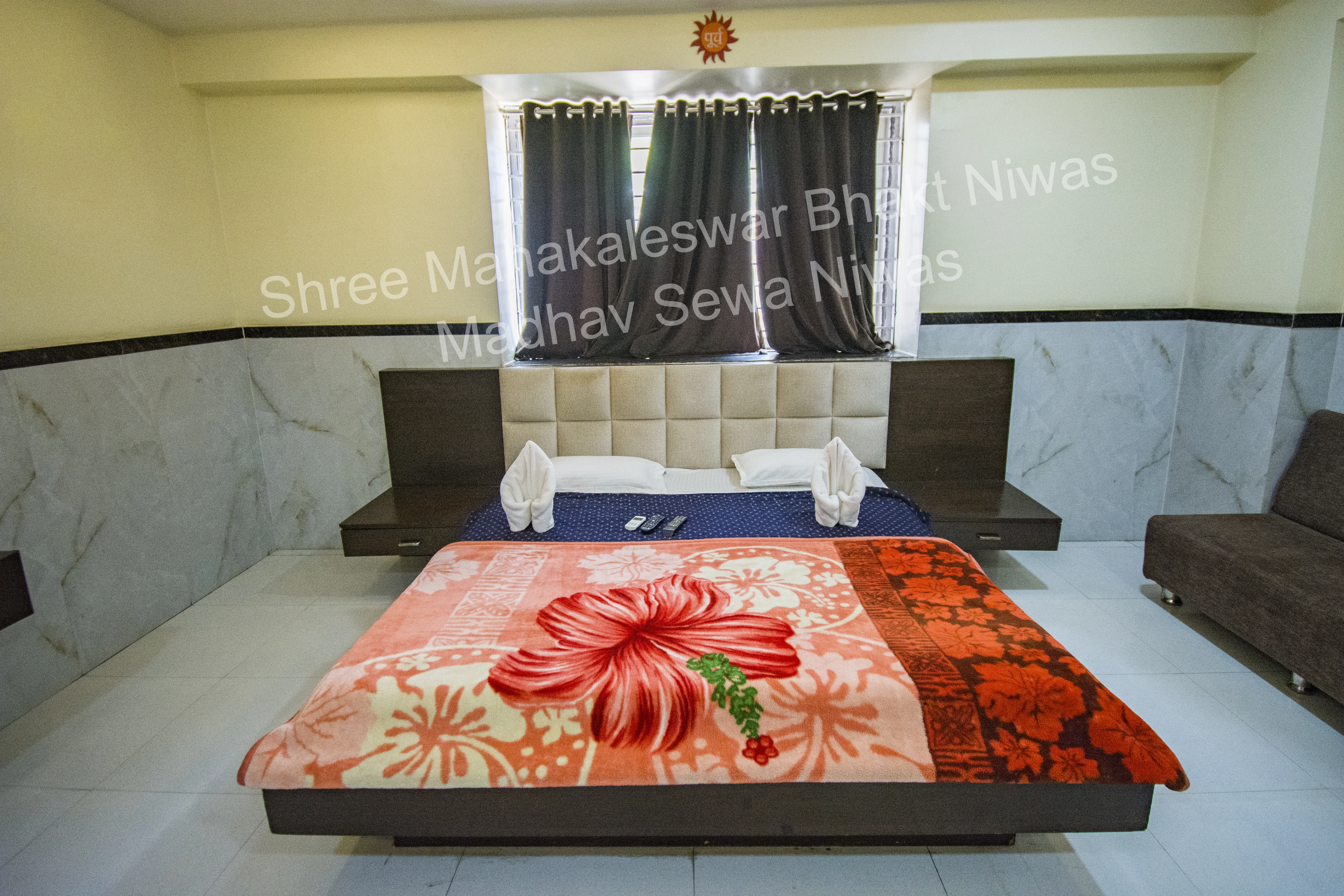 Deluxe Double Bed